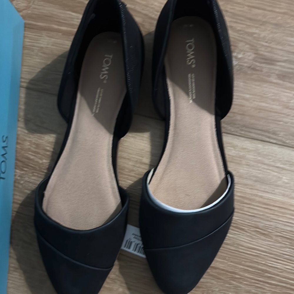 Toms Black Flats - Picture 2 of 3